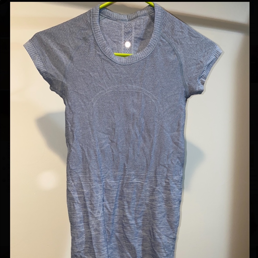 Lululemon athletic shirt